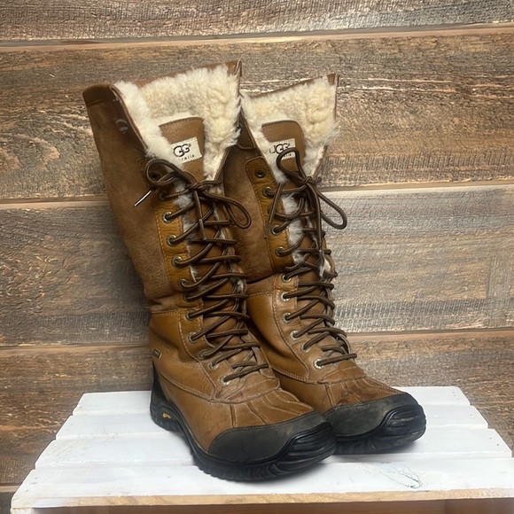 UGG Shoes Ugg Adirondack Iii Tall Snowboots Size 6 Vibram Soles